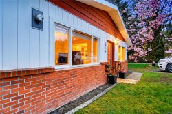 2071 East Wellington Dr Nanaimo, BC V9S 5V2