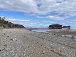 89-4 Two Island Road Two Islands, NS B0M 1S0