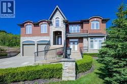 4072 HIGHLAND PARK Drive Beamsville, ON L3J 0M3