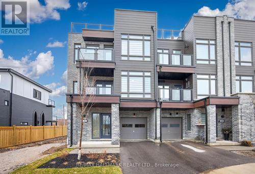 2 WYN WOOD LANE  Orillia, ON L3V 8P6