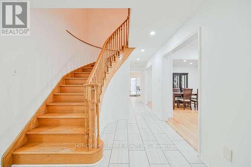 6103 Prairie Circle, Mississauga, ON - Indoor Photo Showing Other Room