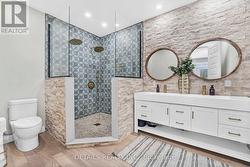 Gorgeous Ensuite Bathroom (double shower head) - 