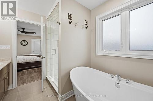 8 Myrtle Street, Pelham, ON - Indoor Photo Showing Bathroom