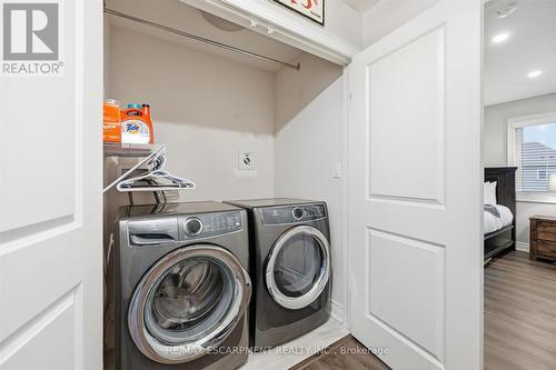 8 Myrtle Street, Pelham, ON - Indoor Photo Showing Laundry Room