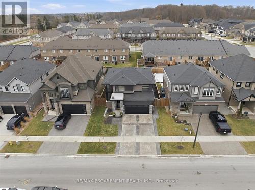 8 Myrtle Street, Pelham, ON - Outdoor With Facade With View