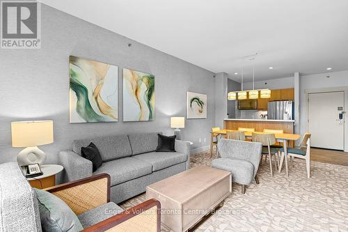 422 - 190 Jozo Weider Boulevard, Blue Mountains, ON - Indoor Photo Showing Living Room