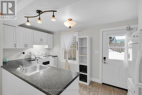 50 Bartholomew Street, Brockville, ON - Indoor Photo Showing Kitchen