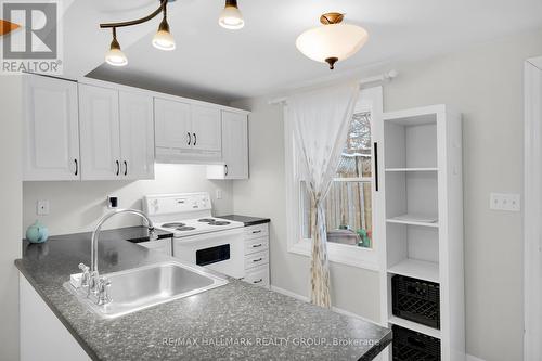 50 Bartholomew Street, Brockville, ON - Indoor Photo Showing Kitchen