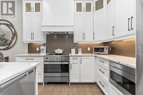 Fisher & Paykel appliances - 18 - 190 Canboro Road, Pelham (Fonthill), ON - Indoor Photo Showing Kitchen