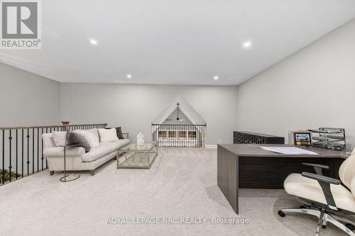 Office space too - 18 - 190 Canboro Road, Pelham (Fonthill), ON - Indoor Photo Showing Office