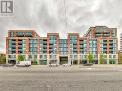 828 - 525 WILSON AVENUE  Toronto, ON M3H 0A7
