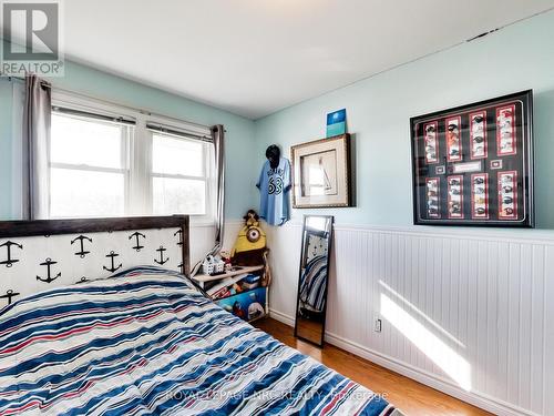 9183 Silver Street, West Lincoln, ON - Indoor Photo Showing Bedroom