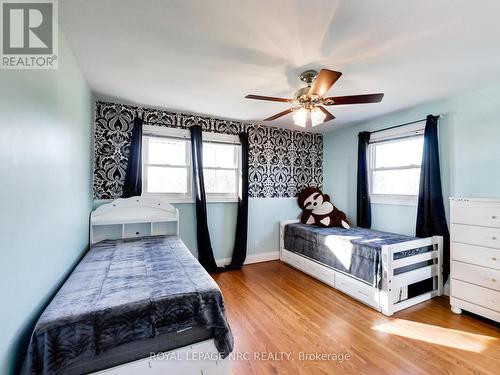 9183 Silver Street, West Lincoln, ON - Indoor Photo Showing Bedroom