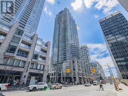 1611 - 2181 YONGE STREET  Toronto, ON M4S 3H7