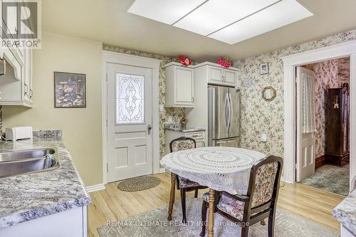 456 Manse Road, Toronto, ON - Indoor