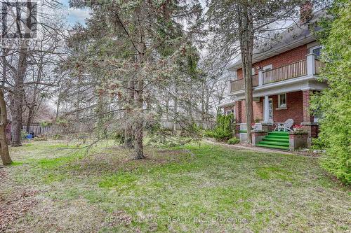 456 Manse Road, Toronto, ON - Outdoor