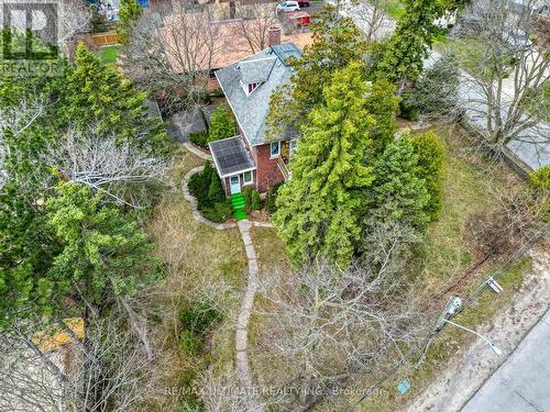 456 Manse Road, Toronto, ON - Outdoor