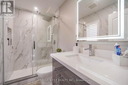 18 Wyndance Way, Uxbridge, ON - Indoor Photo Showing Bathroom