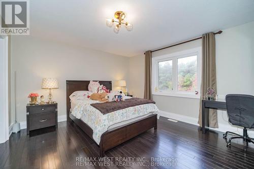 18 Wyndance Way, Uxbridge, ON - Indoor Photo Showing Bedroom