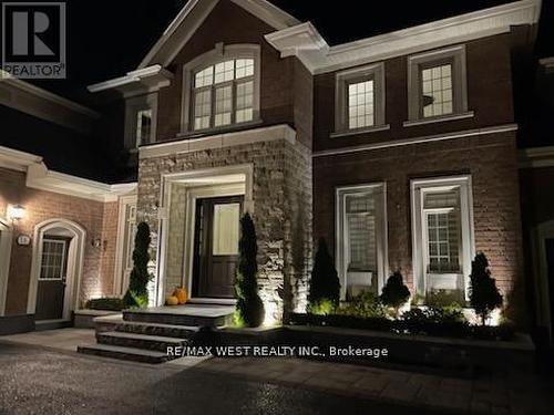 18 Wyndance Way, Uxbridge, ON -  With Facade