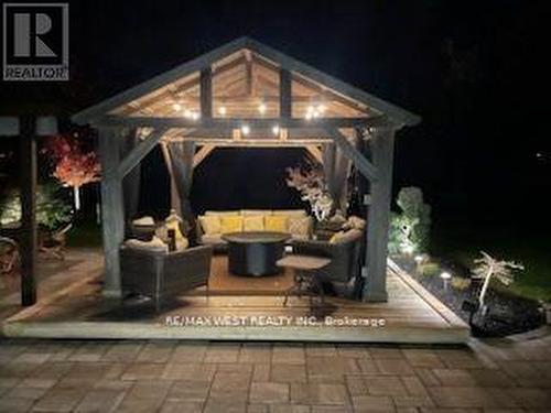 18 Wyndance Way, Uxbridge, ON - Outdoor