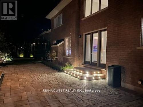 18 Wyndance Way, Uxbridge, ON - Outdoor With Exterior