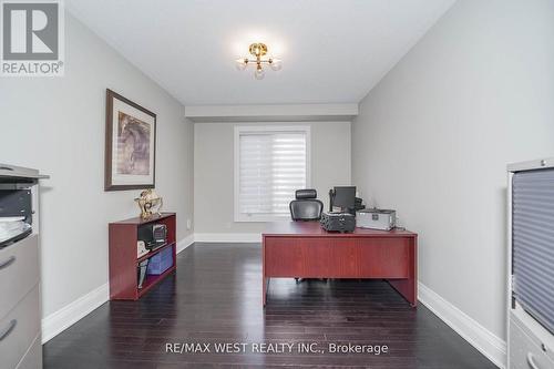 18 Wyndance Way, Uxbridge, ON - Indoor Photo Showing Office