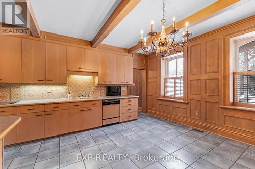 420 Kettleby Road, King, ON - Indoor Photo Showing Kitchen