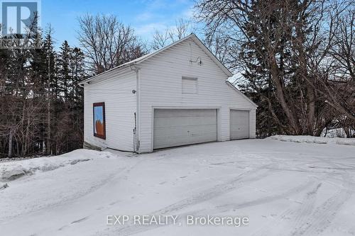 420 Kettleby Road, King, ON - Outdoor