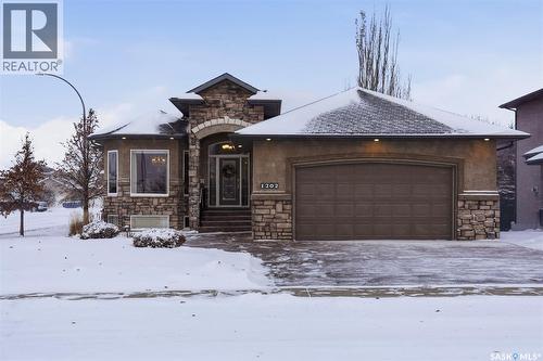 1202 Beechmont View, Saskatoon, SK - Outdoor
