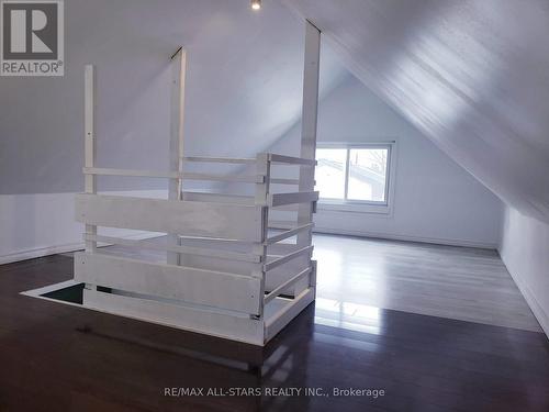 529 Wentworth Street N, Hamilton, ON - Indoor Photo Showing Other Room