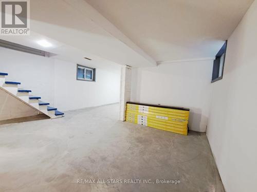 529 Wentworth Street N, Hamilton, ON - Indoor Photo Showing Basement