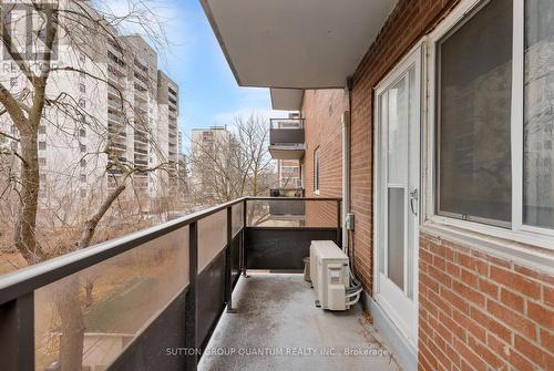 401 - 15 Elizabeth Street N, Mississauga, ON - Outdoor With Exterior