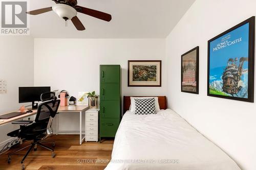 401 - 15 Elizabeth Street N, Mississauga, ON - Indoor Photo Showing Bedroom