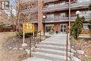 401 - 15 Elizabeth Street N, Mississauga, ON  - Outdoor 