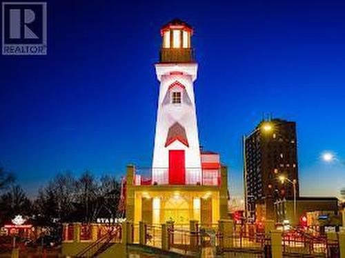 401 - 15 Elizabeth Street N, Mississauga, ON - Outdoor