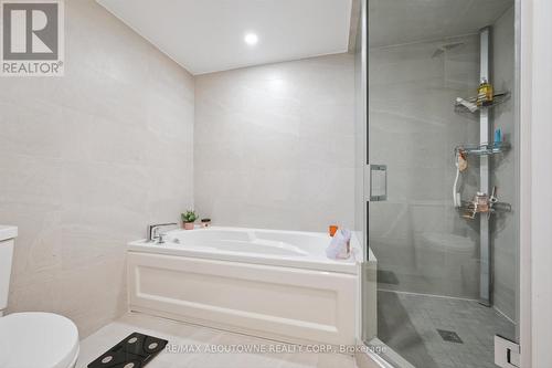 1709 - 101 Subway Crescent, Toronto, ON - Indoor Photo Showing Bathroom