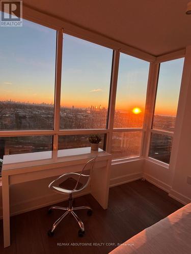 1709 - 101 Subway Crescent, Toronto, ON - Indoor Photo Showing Other Room