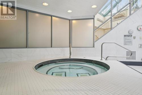 1709 - 101 Subway Crescent, Toronto, ON - Indoor Photo Showing Other Room