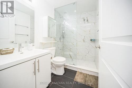 308 - 55 Speers Road, Oakville, ON - Indoor Photo Showing Bathroom