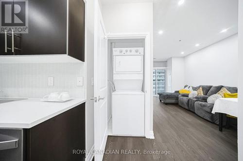308 - 55 Speers Road, Oakville, ON - Indoor Photo Showing Laundry Room