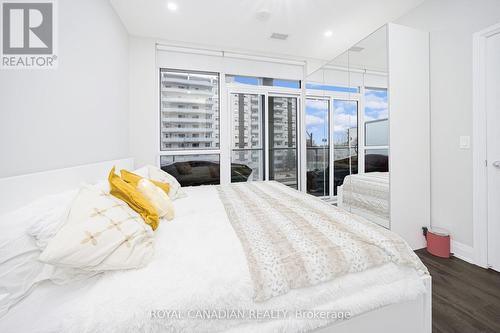 308 - 55 Speers Road, Oakville, ON - Indoor Photo Showing Bedroom