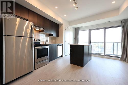 510 - 408 Browns Line, Toronto, ON - Indoor Photo Showing Kitchen