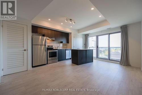 510 - 408 Browns Line, Toronto, ON - Indoor Photo Showing Kitchen