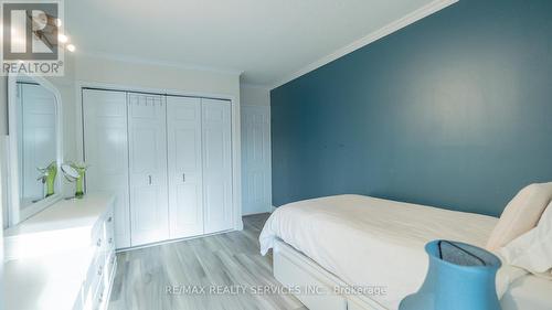 203 - 8 Lisa Street, Brampton, ON - Indoor Photo Showing Bedroom