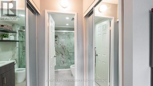 203 - 8 Lisa Street, Brampton, ON - Indoor Photo Showing Bathroom