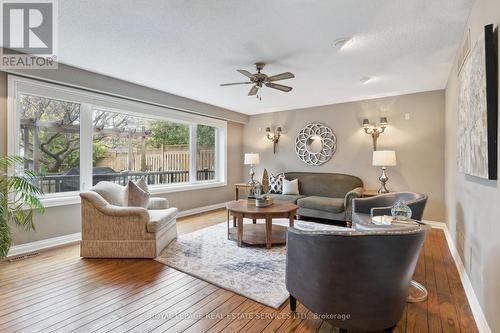 116 Clement Road, Toronto, ON - Indoor Photo Showing Living Room