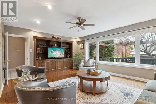 116 Clement Road, Toronto, ON - Indoor Photo Showing Living Room