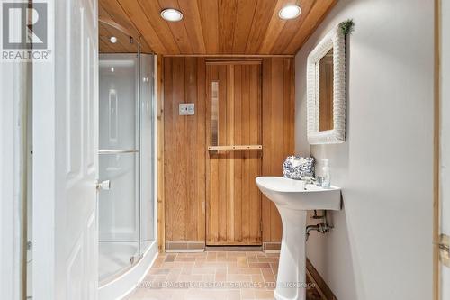 116 Clement Road, Toronto, ON - Indoor Photo Showing Bathroom