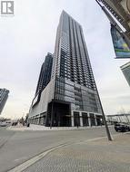 3211 - 395 SQUARE ONE DRIVE  Mississauga, ON L5B 0P6